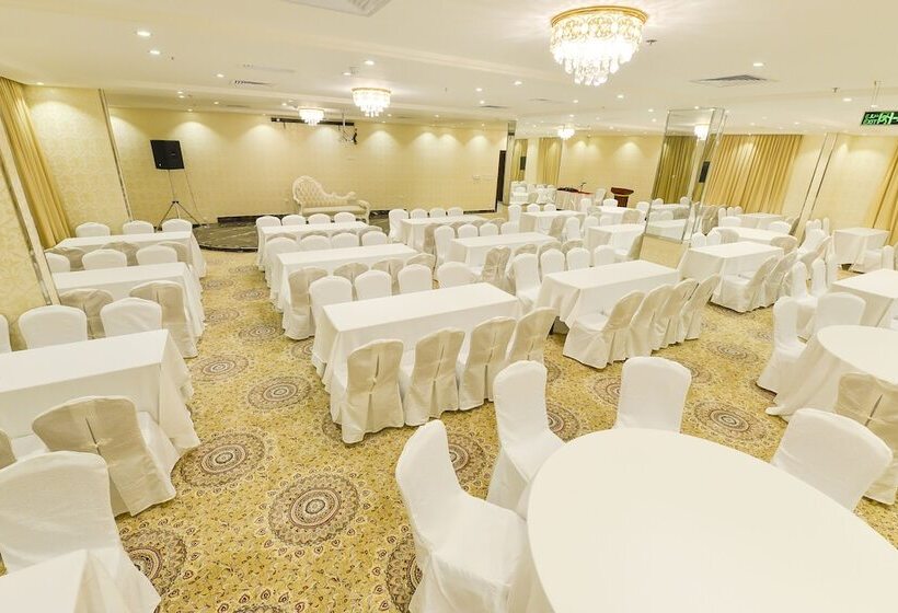 Fotos del hotel Crown Town:  21