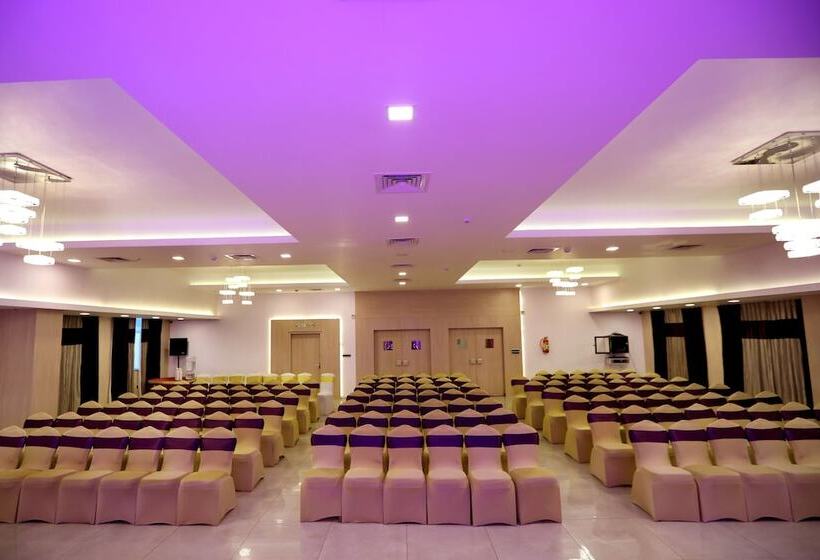 Fotos del hotel Nk Grand Park Airport:  13