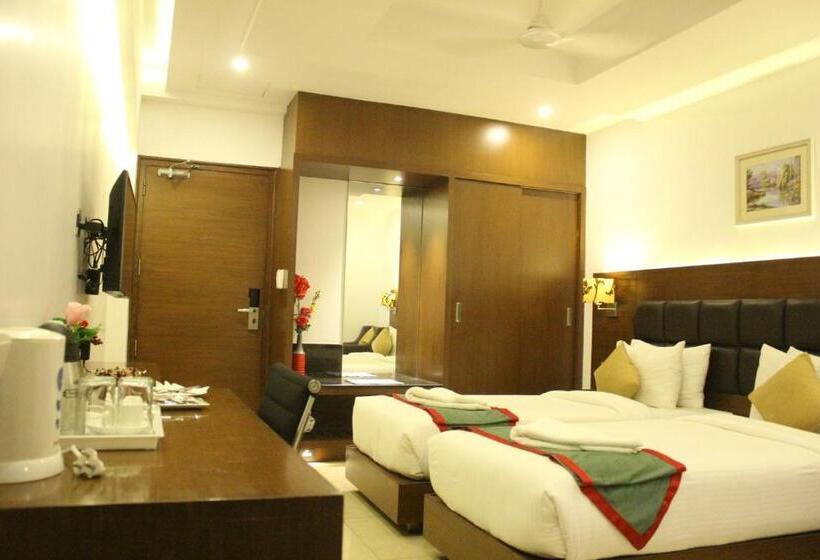 Fotos del hotel Nk Grand Park Airport:  20