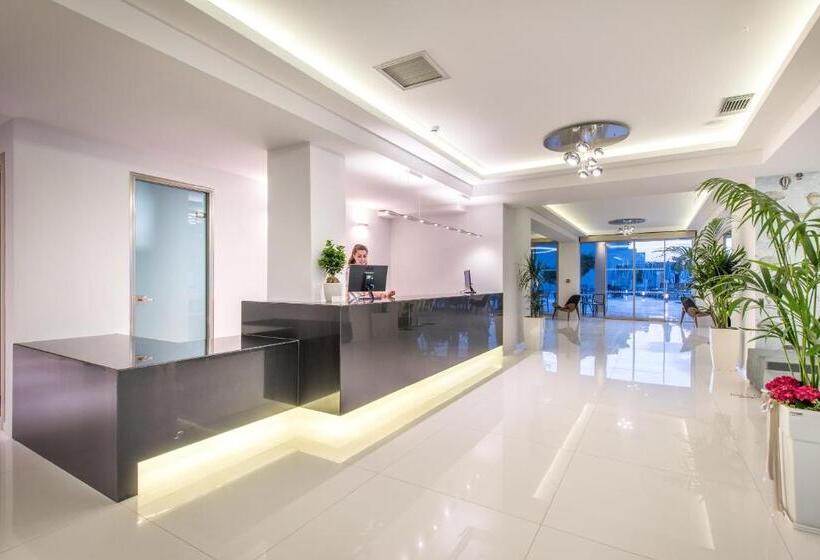 Fotos del hotel Azure Resort & Spa:  22