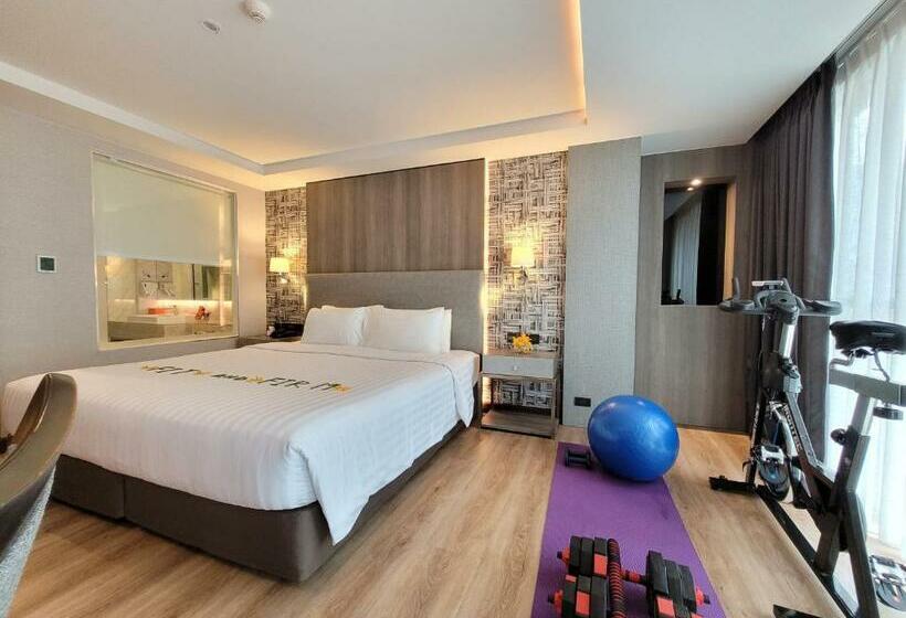 Citrus Suites Sukhumvit 6 By Compass Hospitality