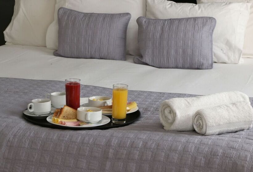 Fotos del hotel Plaza ñuñoa:  24