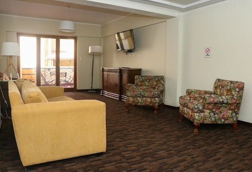 Fotos del hotel Plaza ñuñoa:  8