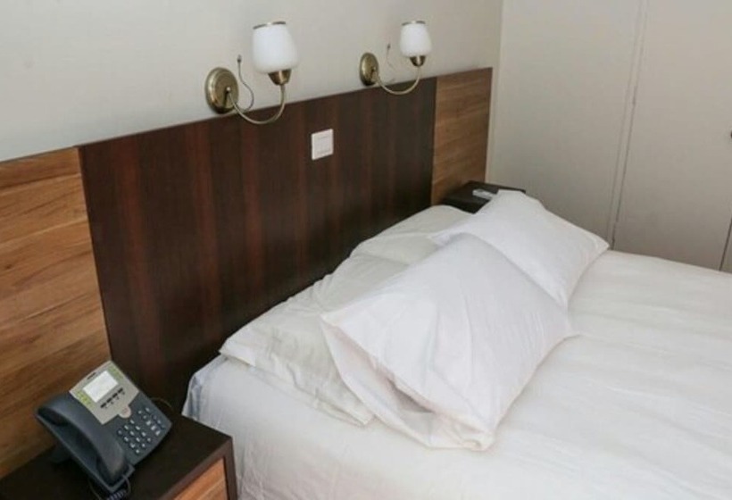 Fotos del hotel Plaza ñuñoa:  12