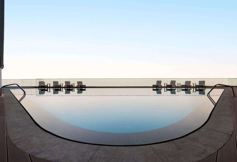 Wyndham Garden Ajman Corniche