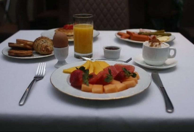 Fotos del hotel Innfiniti  & Suites:  9