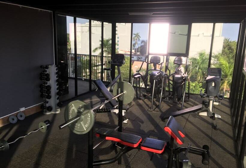 Fotos del hotel Innfiniti  & Suites:  3