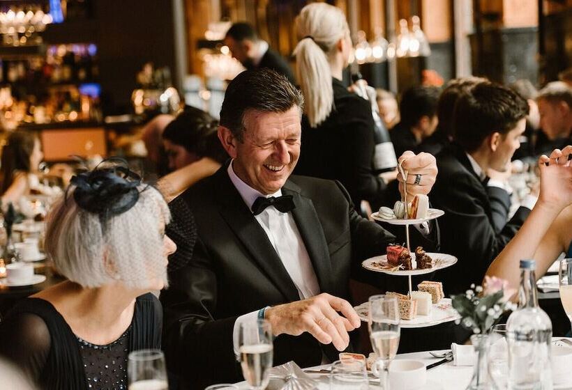 Fotos del hotel Opus Xvi:  8