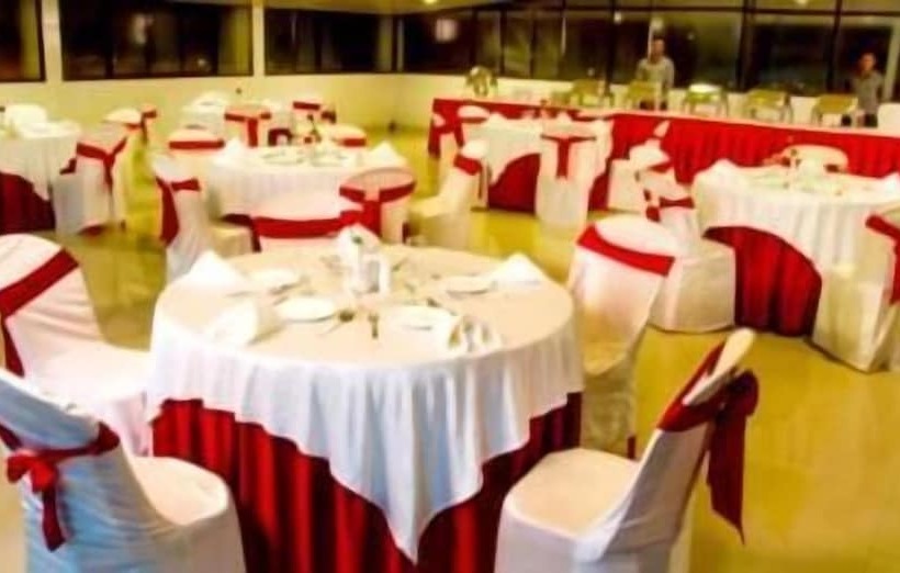 Fotos del hotel Saas Tower:  10