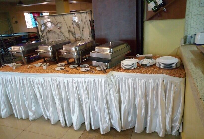 Fotos del hotel Peak Fortune  Kampala:  16