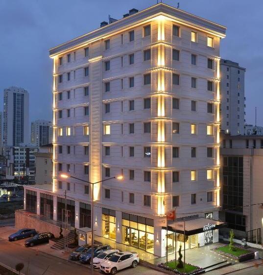 Fotos del hotel Nish Palace Exclusive Suites:  6