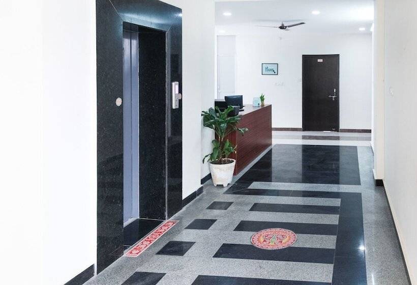 Fotos del hotel Treebo Trip Annaya Royals Lucknow:  3