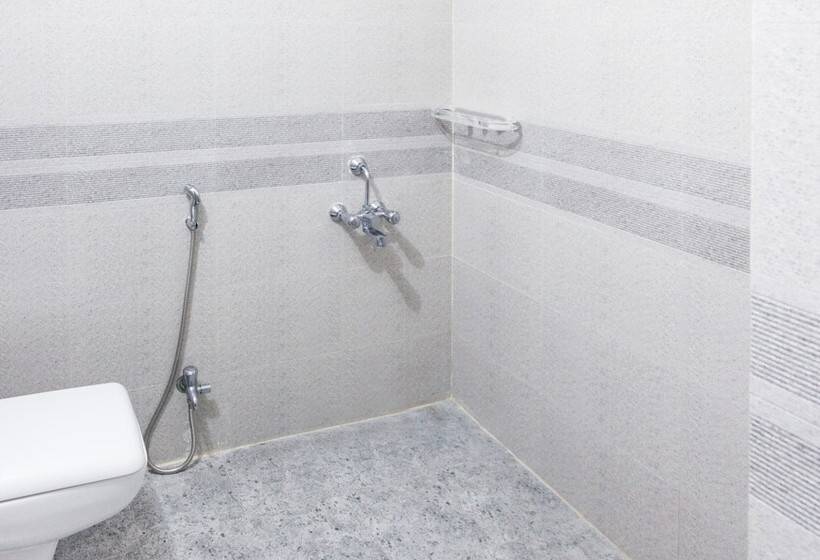 Fotos del hotel Treebo Trip Annaya Royals Lucknow:  11