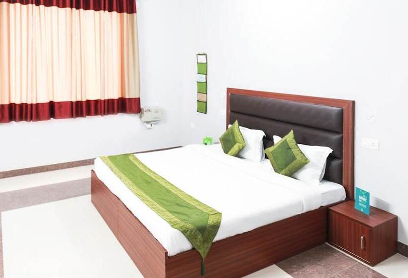 Treebo Trip Annaya Royals Lucknow