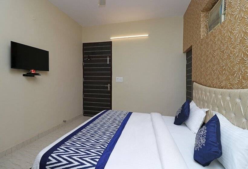 Fotos del hotel Oyo 10223 Hotel Clouds 21:  9