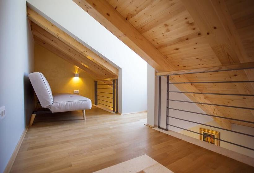 Fotos del hotel Mijama Suites:  2