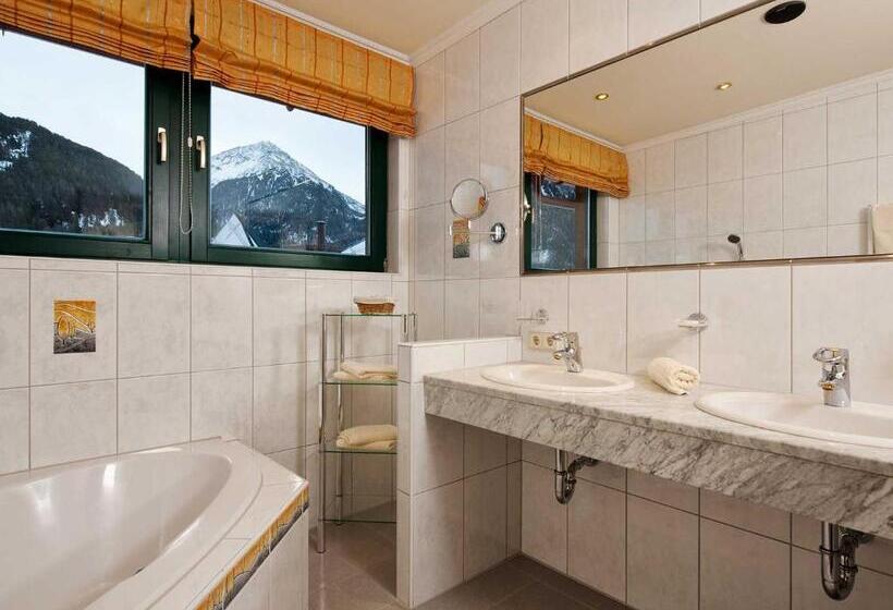 Fotos del hotel Alp Resort Tiroler Adler:  7