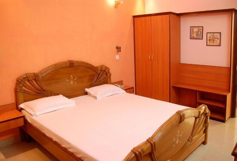 Fotos del hotel D.r. International:  8