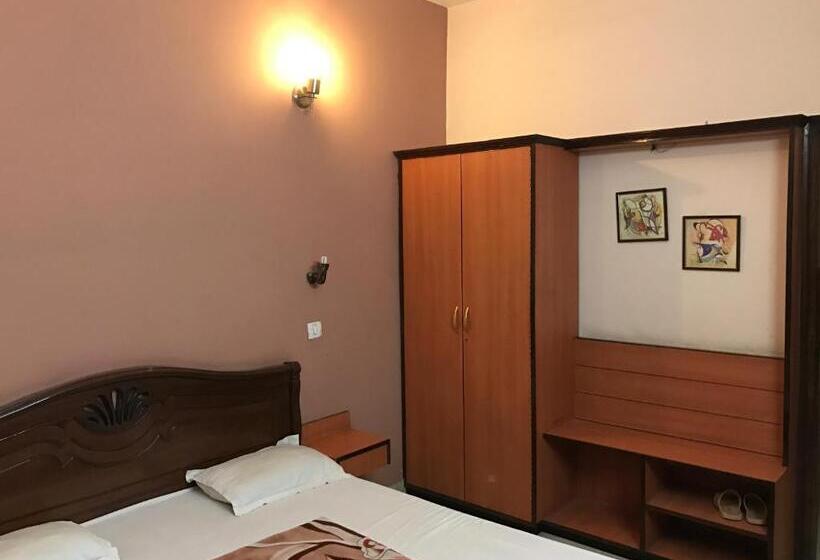 Fotos del hotel D.r. International:  14