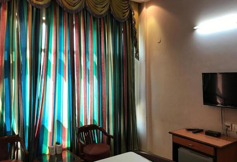 Fotos del hotel D.r. International:  21