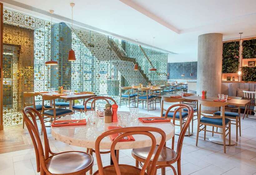 Fotos del hotel Lincoln Plaza London, Curio Collection By Hilton:  15