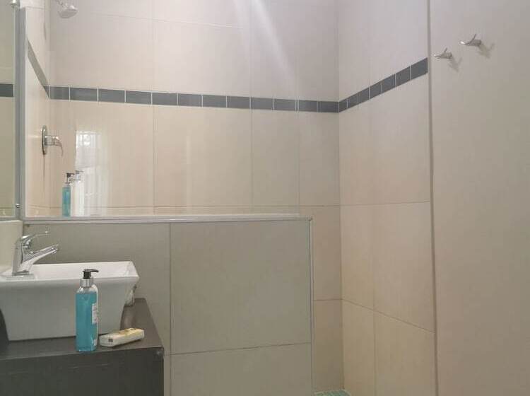 Fotos del hotel Little Scotia Urban:  12