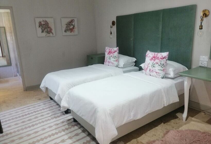 Fotos del hotel Little Scotia Urban:  15