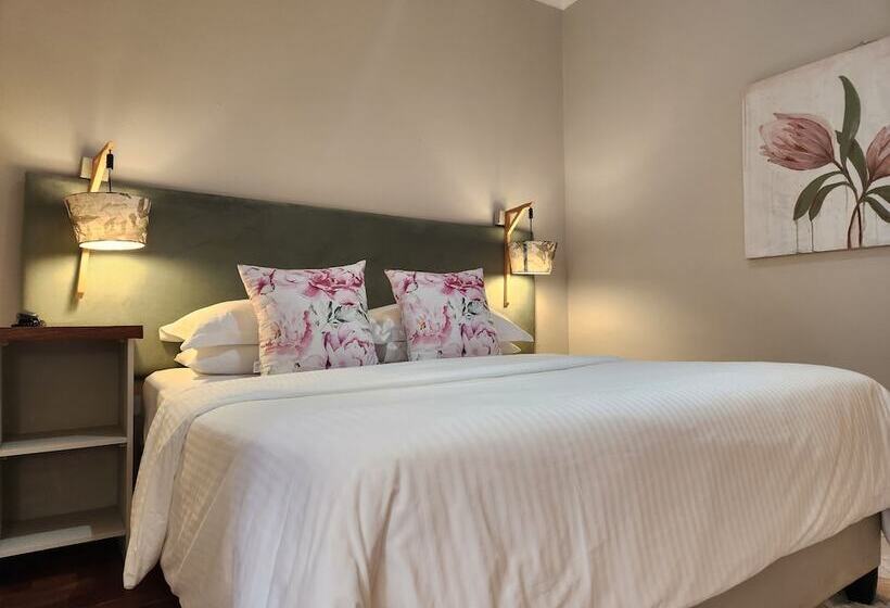 Fotos del hotel Little Scotia Urban:  2