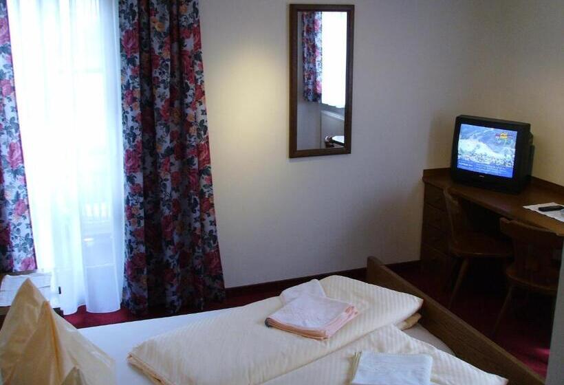 Fotos del hotel Pension Heidi:  2