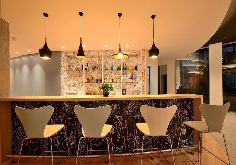 Fotos del hotel Ibis Shanghai New Hongqiao:  4