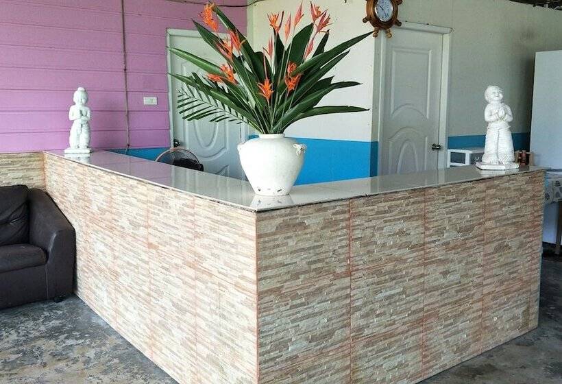 Fotos del hotel Sukorn Cabana Resort:  3