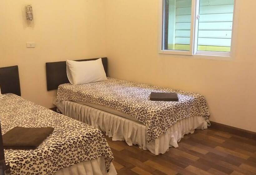 Fotos del hotel Sukorn Cabana Resort:  20