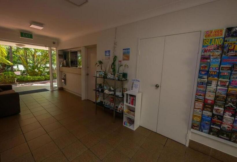 Fotos del hotel Bayview Waters Apartments:  3