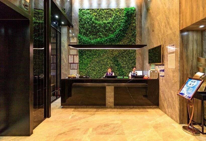 Fotos del hotel Insail S Dongshankou Subway Station Guangzhou:  2