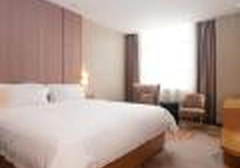 Lavande Hotel Gz Tianhe Bus Station Gaodehui Branch