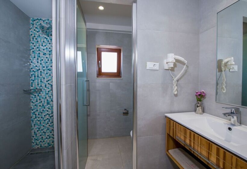 Fotos del hotel Omega Platanias Hotel Village:  22