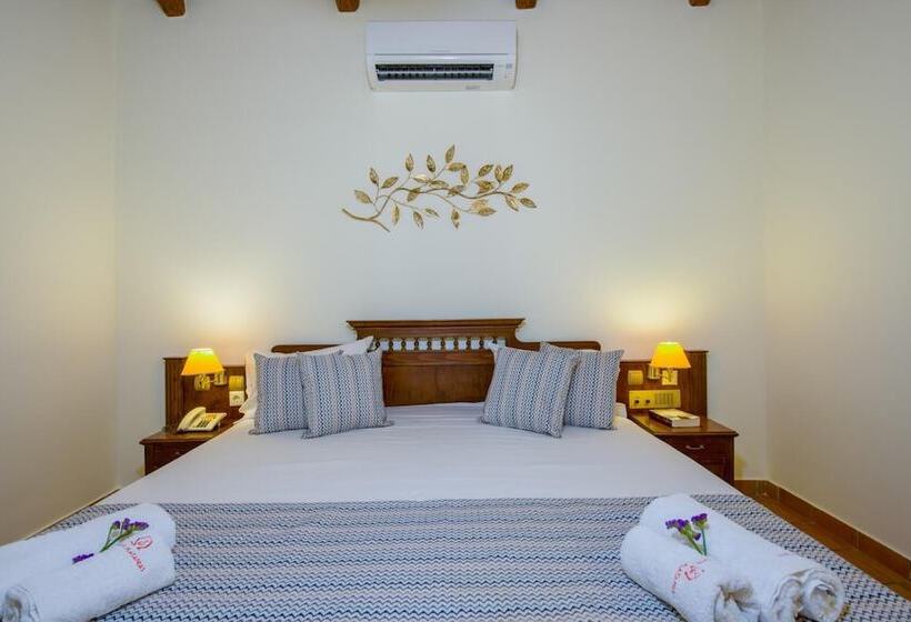 Fotos del hotel Omega Platanias Hotel Village:  23