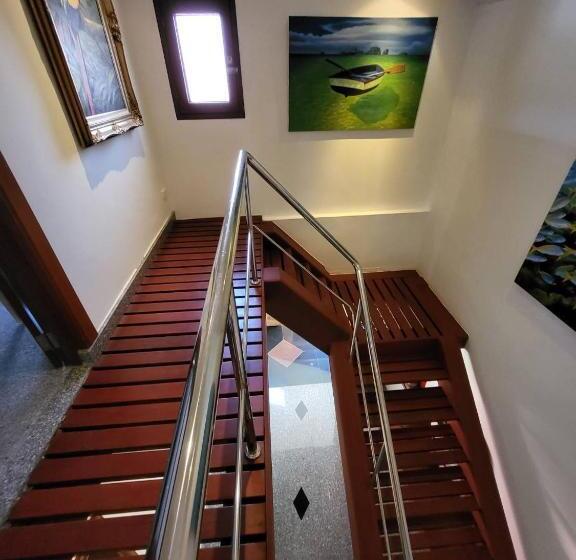 Fotos del hotel Bougainvillea Terrace House:  13