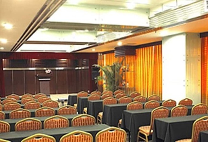 Fotos del hotel Queens Palace:  8