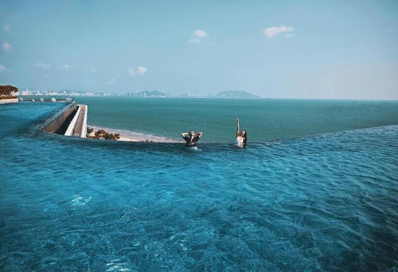 Fotos del hotel Sanya Conifer Resort:  11