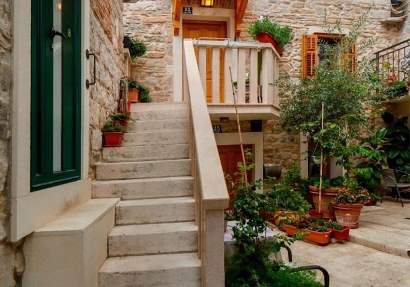 Fotos del hotel Damida Luxury Rooms:  3