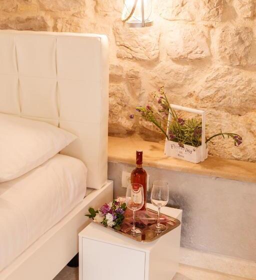 Fotos del hotel Damida Luxury Rooms:  25