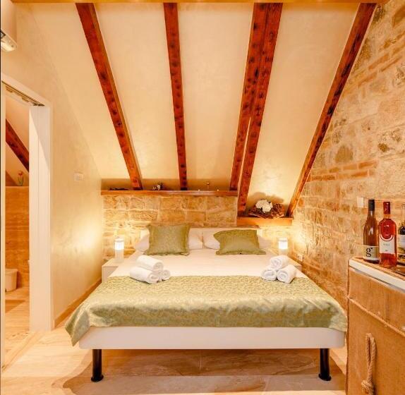 Fotos del hotel Damida Luxury Rooms:  16