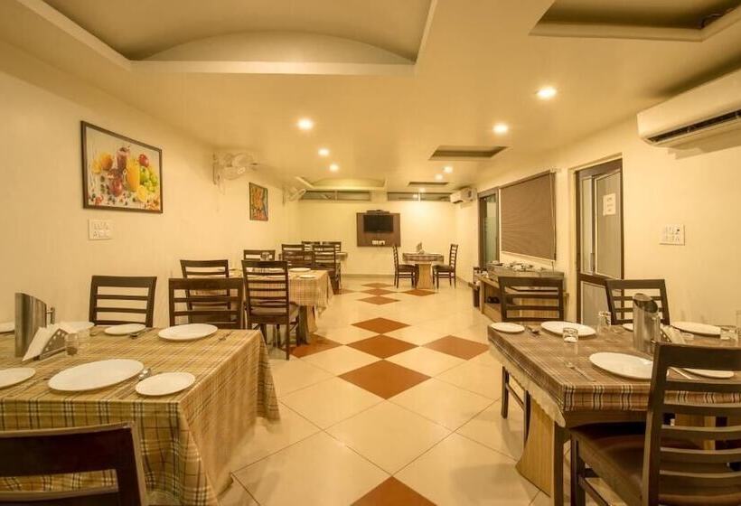 Fotos del hotel Elite Suites Mint Gomti Nagar:  16
