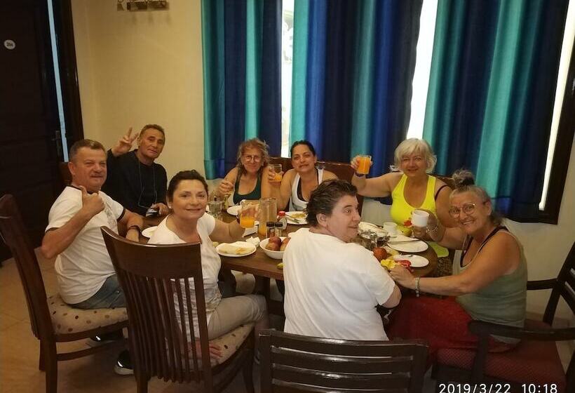 Fotos del hotel Golden Palm Suites:  14