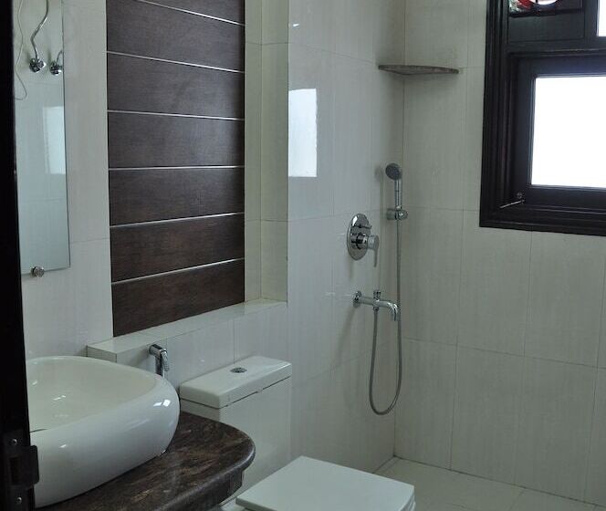 Fotos del hotel Golden Palm Suites:  9