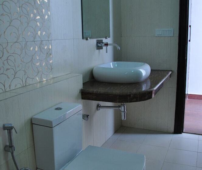 Fotos del hotel Golden Palm Suites:  4