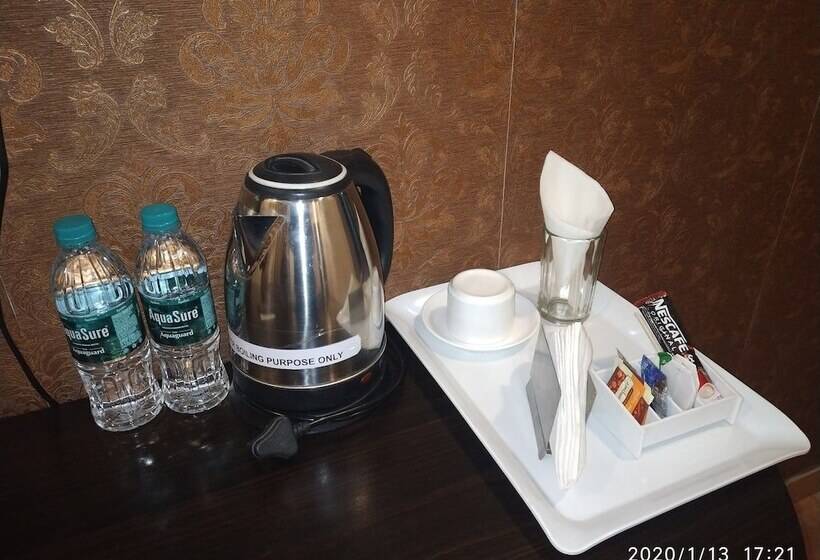 Fotos del hotel Golden Palm Suites:  25