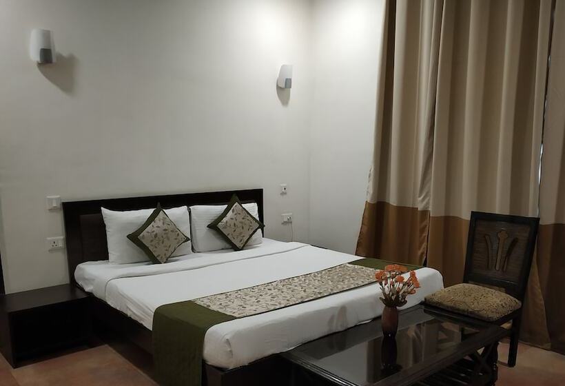 Fotos del hotel Golden Palm Suites:  11