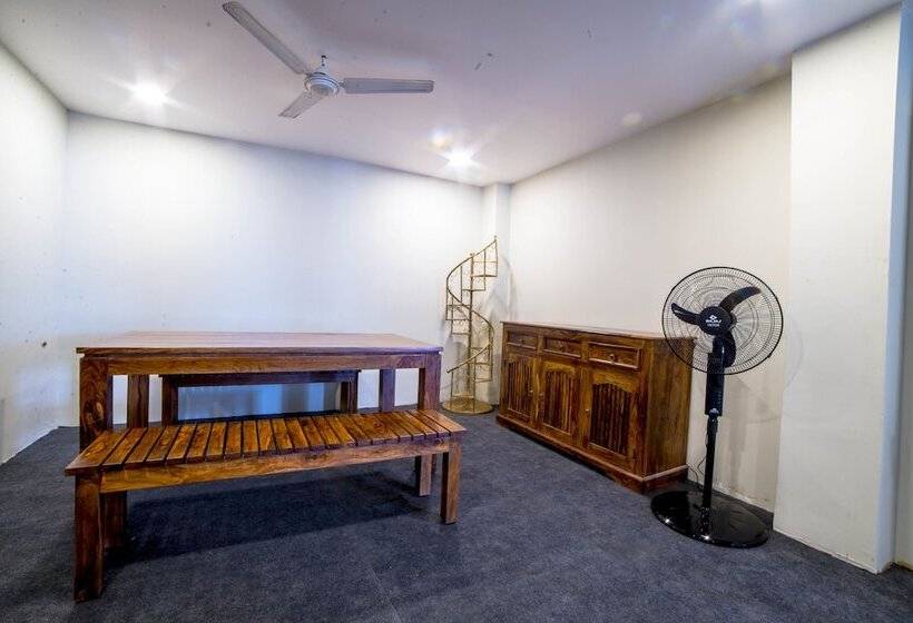 Fotos del hotel OYO 6375 Perungudi :  5